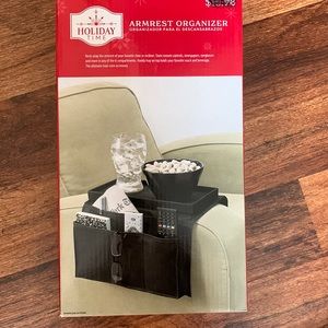 Armrest organizer new in box